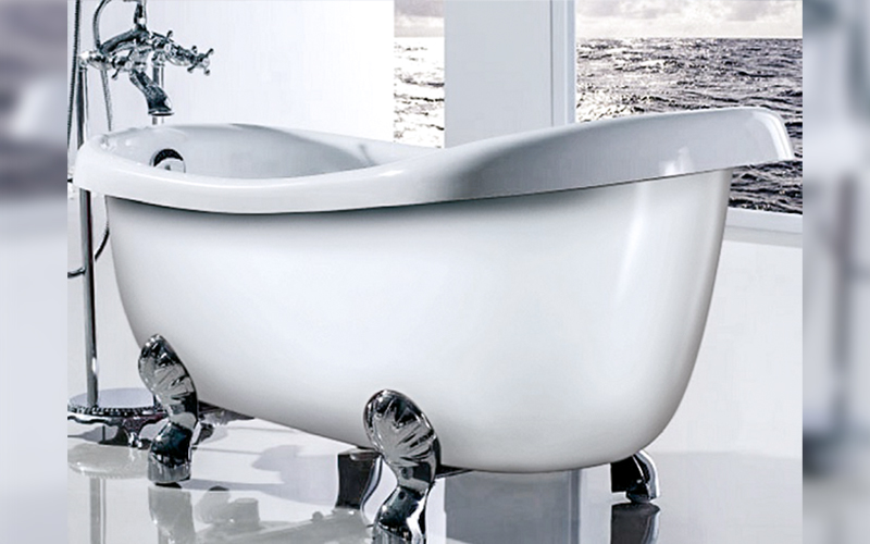 MONARCH High Back w/Clawfoot Bathtub 1500mm BT155